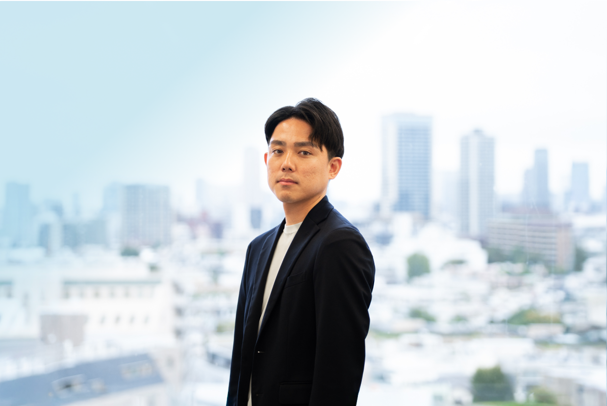 取締役 執行役員 CSO 三宅 隆弥のポートレート写真