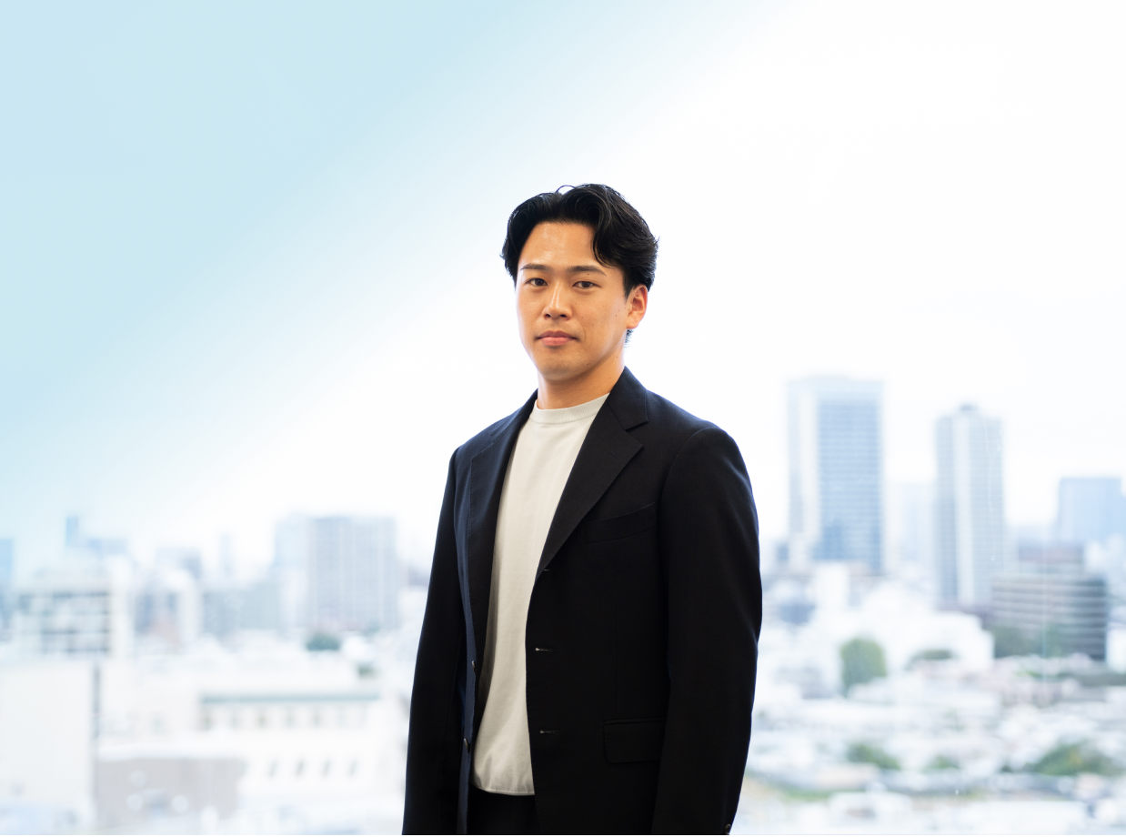 取締役 執行役員 COO 荒井 寛のポートレート写真